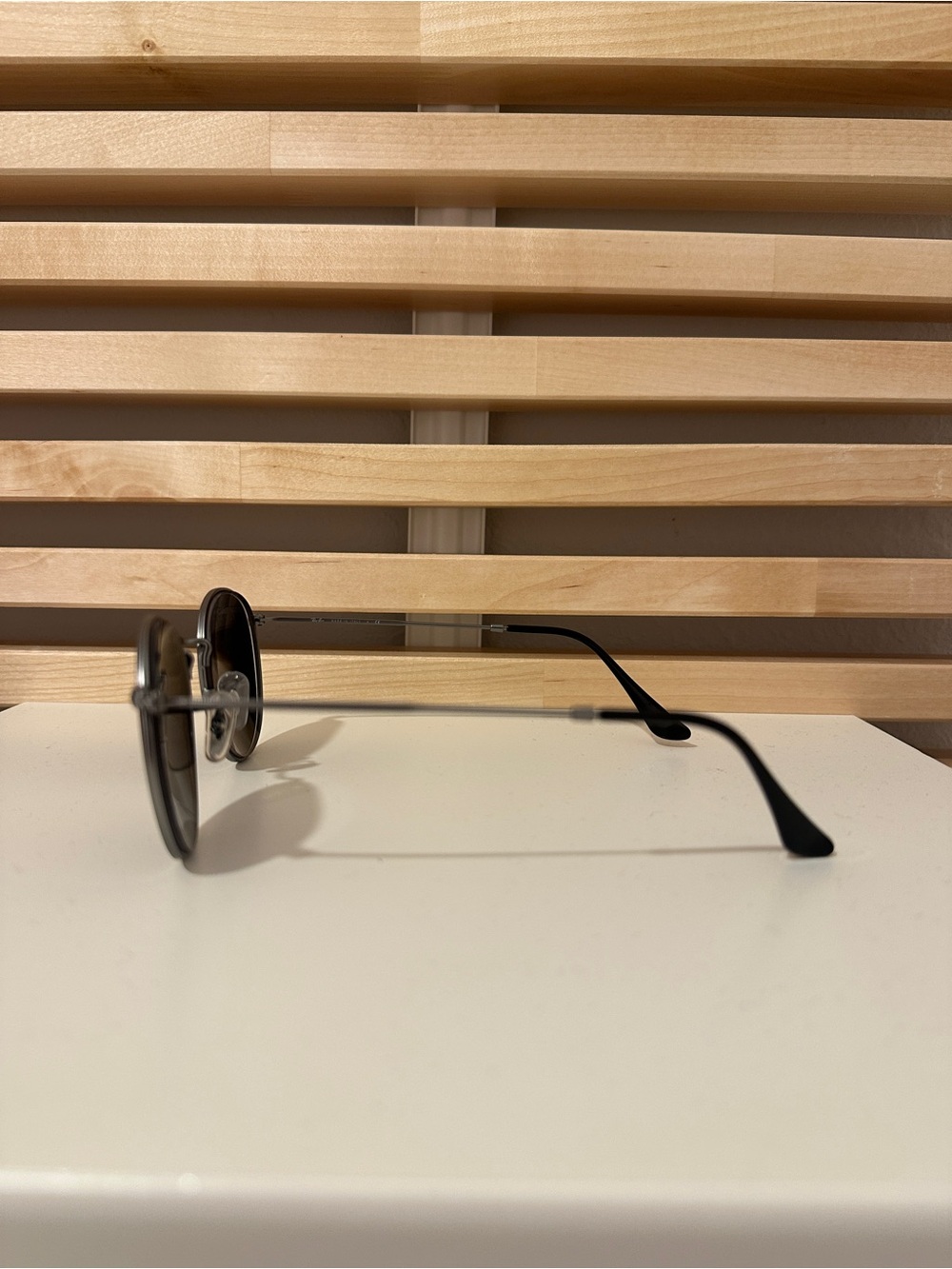 Ray-Ban Round Metal Sunglasses in Black and Gray RB3447 - Picture 2 of 5